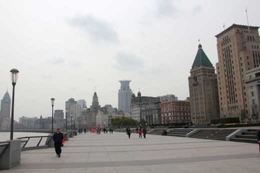 A view looking down the promenade along the Bund.